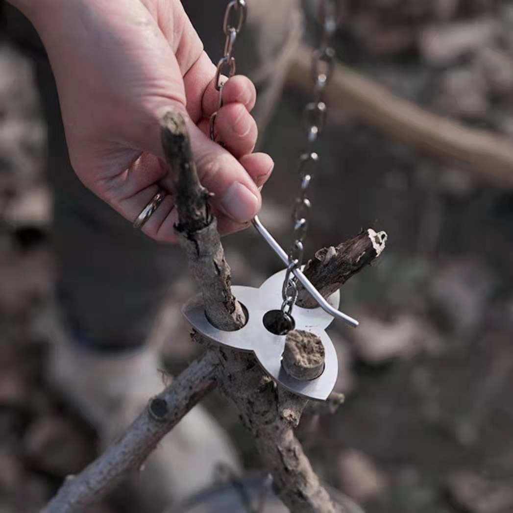 Roestvrijstalen campingstatief - Camping Cooking Survival recensie en prijs